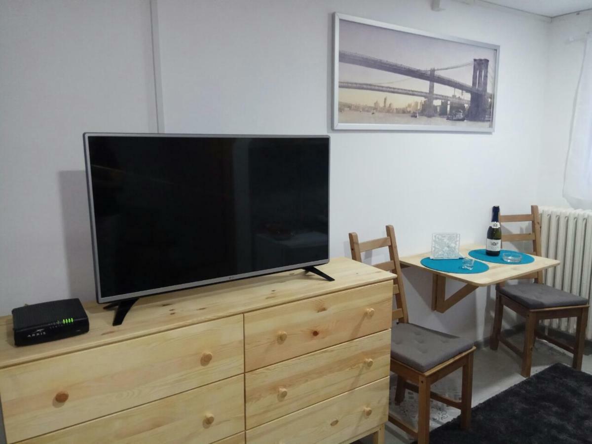 Tatjanina Garsonjera Apartman Szabadka Kültér fotó